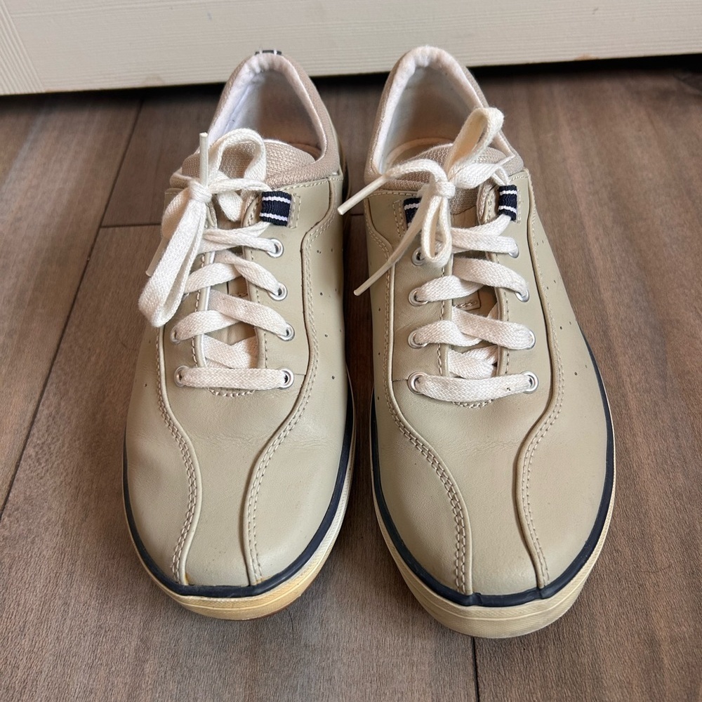 Women’s Keds Spirit Faux Leather Sneakers in taupe/Grey Size 7.5
